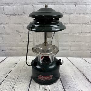Coleman CL2 Model 288 - Vintage Kerosene Lantern - Green